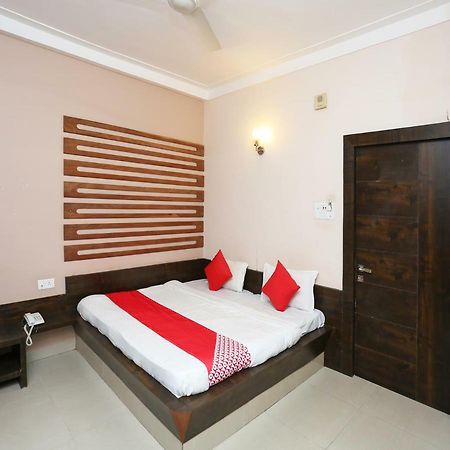 Oyo 29724 Hotel Kokila Resort 贾巴尔普尔 外观 照片